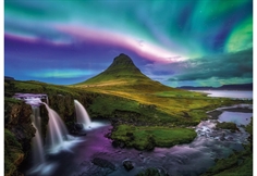 Aurora över Kirkjufell